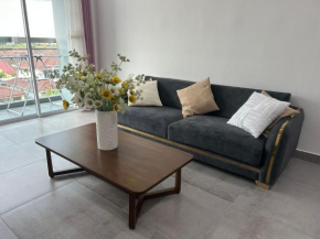 P3 Great value, cozy, convenient in city!
